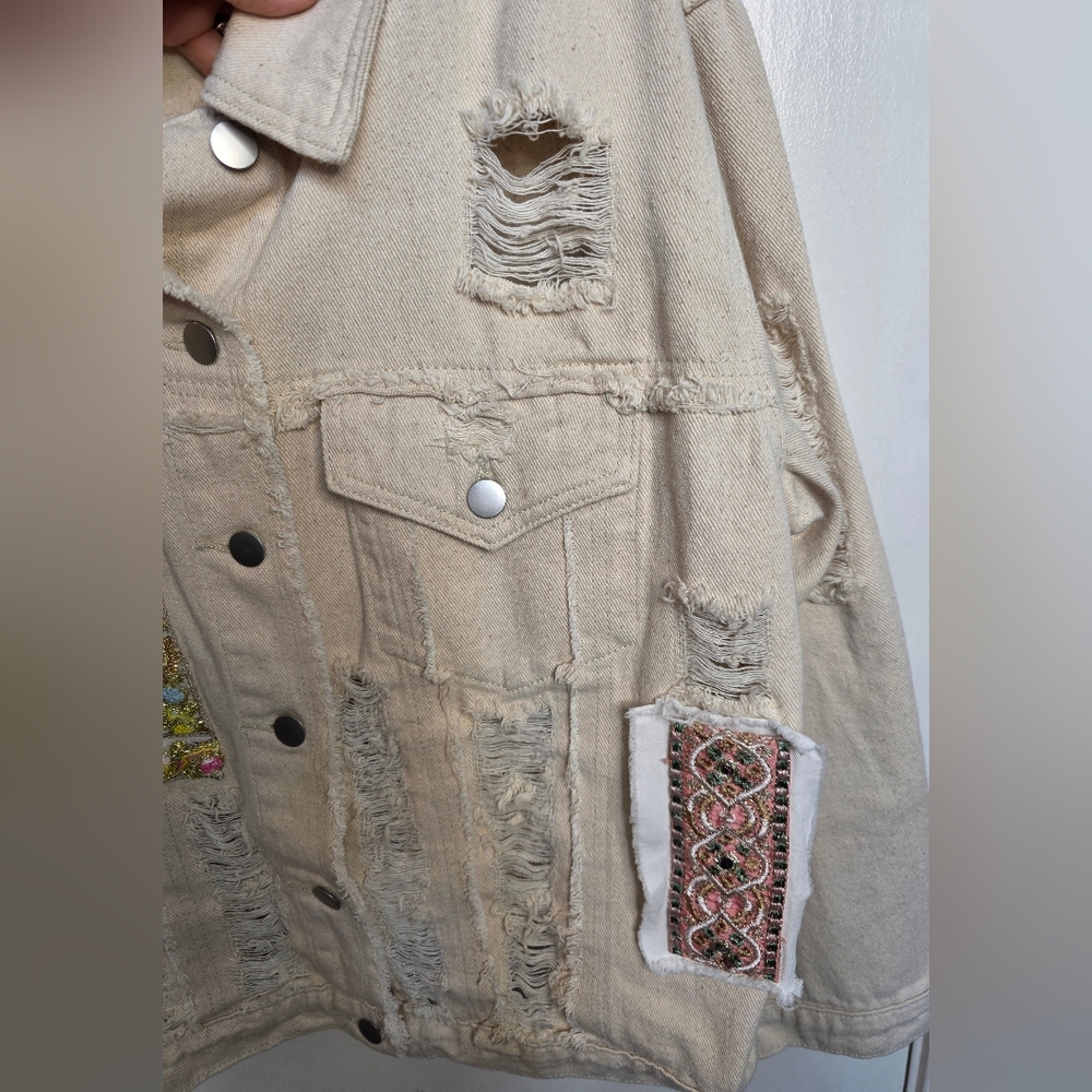 POL Women's Distressed Cream Patchwork Denim Jacket Like New! - Picture 9 of 16